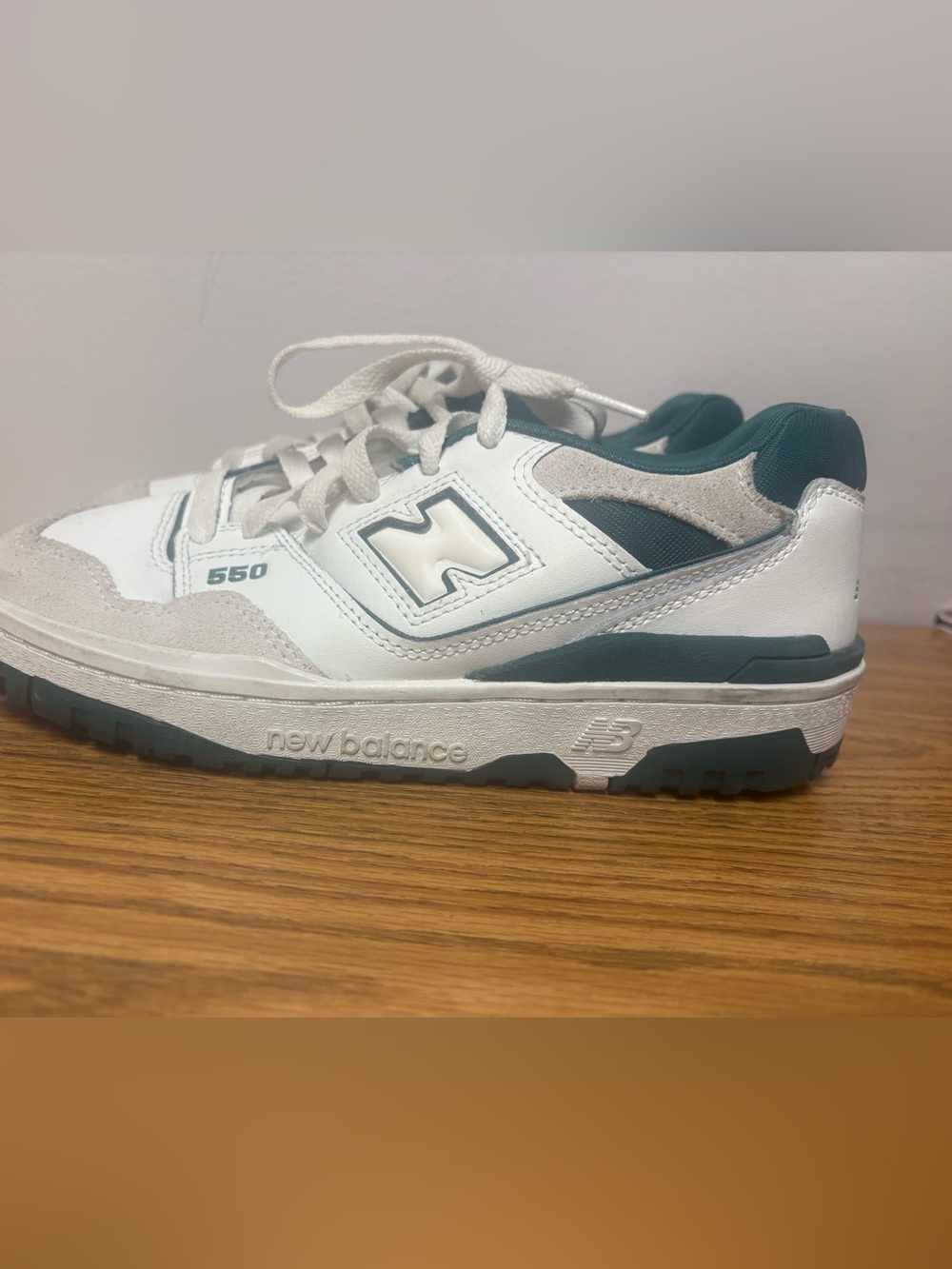 New Balance Kids 550 White and Teal Low-Top Sneakers